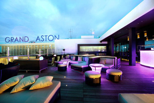 Vanilla Sky Lounge Grand Aston