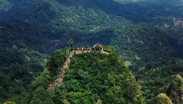 Puncak Suroloyo Kulon Progo
